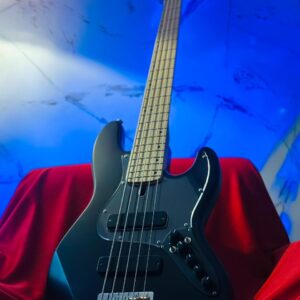 JAZZ BASS 5C PRETO FOSCO TM1