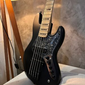 Jazz Bass 5c - Black Madrepérola