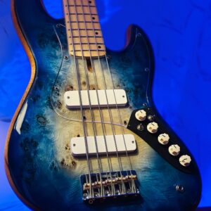 JAZZ BASS  GARCIA´S BLUE SUNBURST