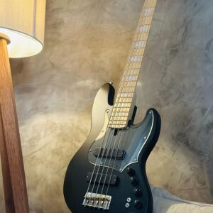 SUPER JAZZ BASS 5C PRETO FOSCO TM1 MARCAÇÃO EM BLOCO